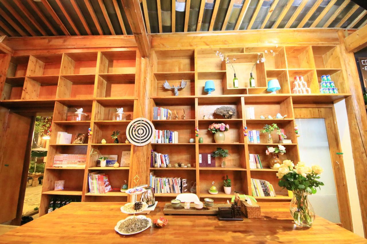 Peter Goullart Boutique Inn Lijiang  Exterior photo